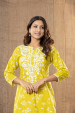 Women Floral Printed Regular Chikankari Pure Cotton Kurta with Trousers - Image 3