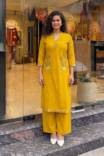 Women Mustard Yellow Floral Embroidered Regular Thread Work Pure Cotton Kurta with Palazzos - Image 3